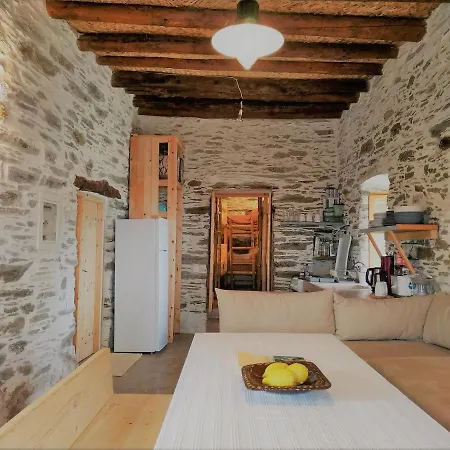 Konaki Hikers By Andros Routes Apartamento